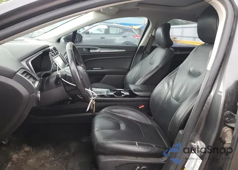 2016 Ford Fusion Titanium из США, поврежденный, VIN 3FA6P0K96GR172647